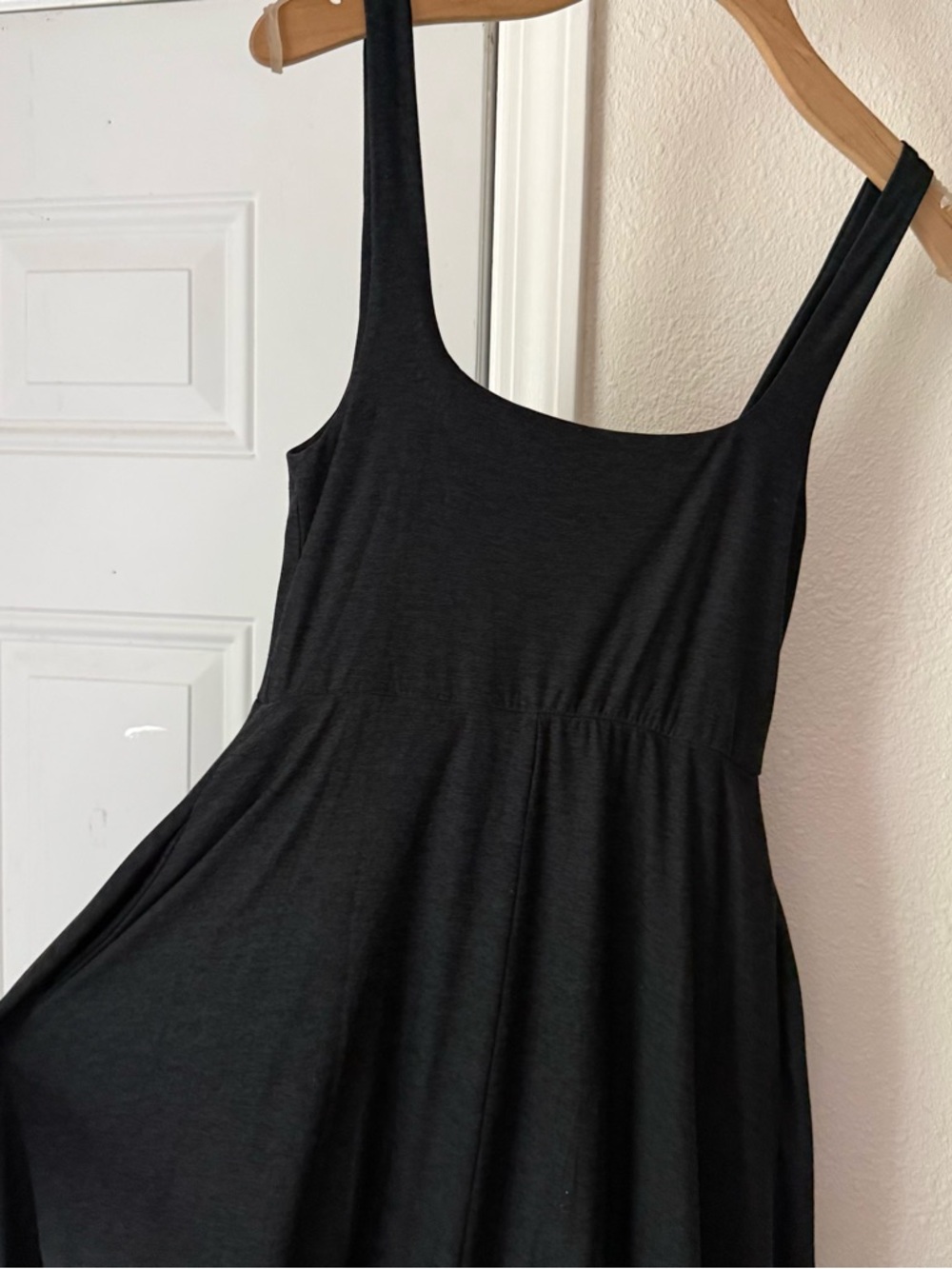 BEYOND YOGA charcoal dark grey washed black athletic space dye square midi dress - Picture 5 of 7